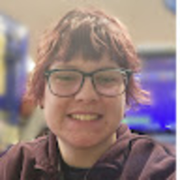 Meet your Posher, Kaeli - Picture 1 of 1